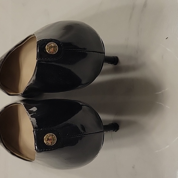 MICHAEL Michael Kors Heels 🖤 - Picture 3 of 7